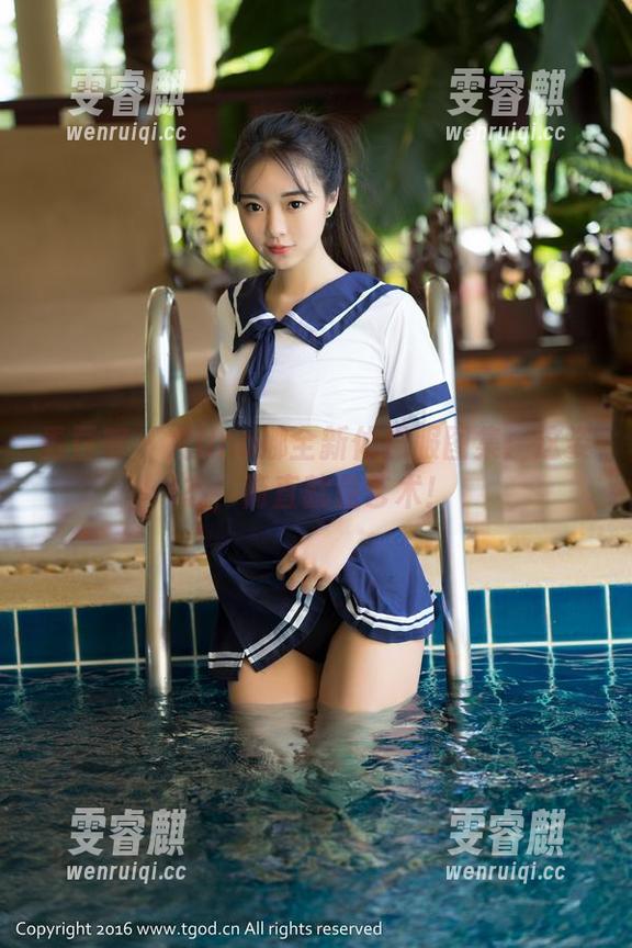 青豆客-尤Una娜 青豆客 - 尤Una娜全新体操服图集:这姿态,简直就是艺术!