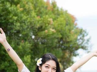 魅妍社 - 新鲜出炉！Manuela玛鲁娜白色写真更新，能不能不那么看似随意？